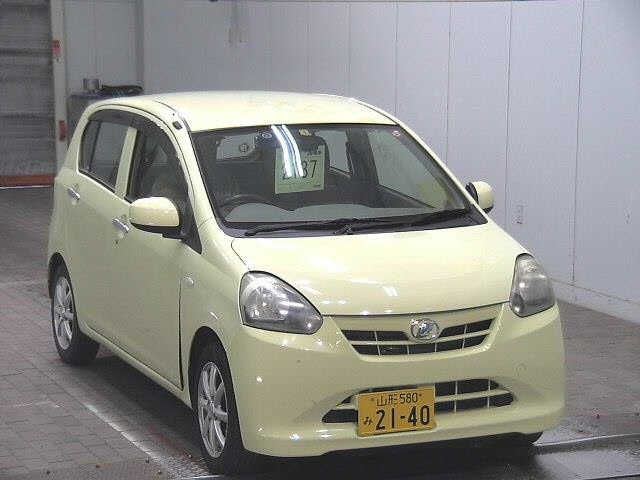 2137 Daihatsu Mira e s LA300S 2013 г. (JU Fukushima)